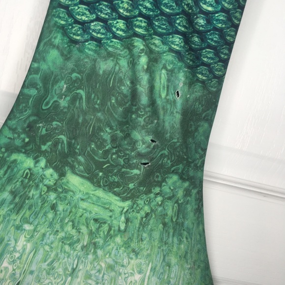 Fin Fun mermaid tail - Picture 4 of 7